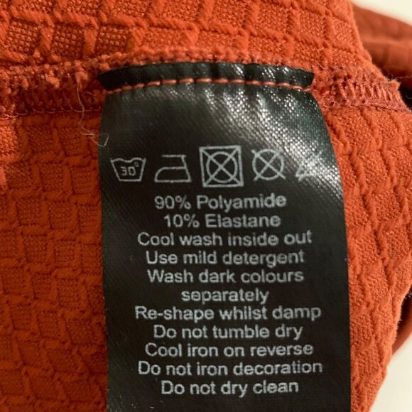 Balance Athletics Rust Orange Long Sleeve Crop Top Size Small Thumb Holes - Picture 4 of 11